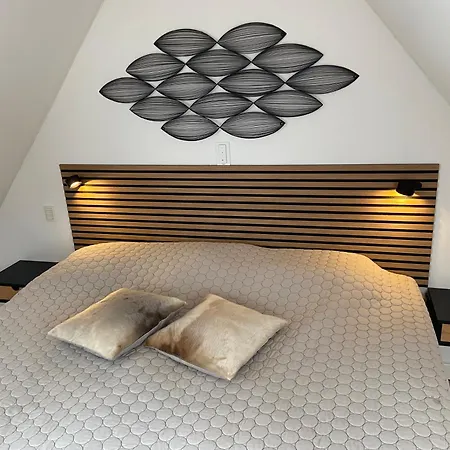 Kwatera prywatna Private - *